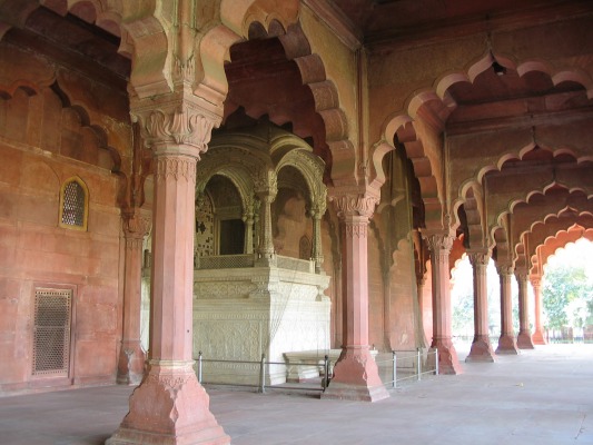 The Hall of Public Audiences -- the throne where Aurangzeb, the last great Moghul emperor and son of builder of the Taj, took visitors.