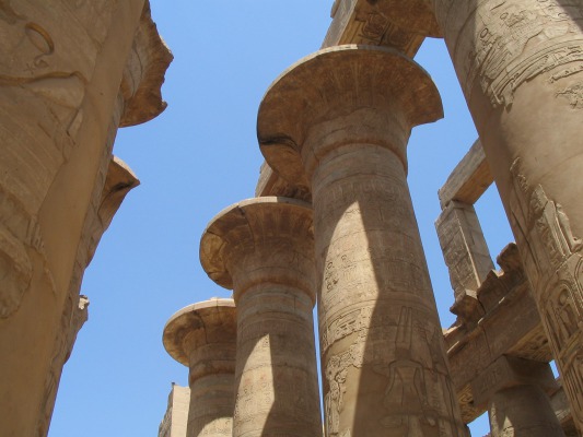 The tops of the columns, you can just see the color. They say that the whole thing was brightly painted and roofed in.