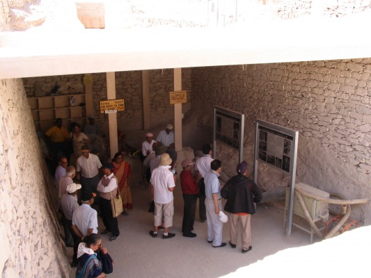 The entrance to King Tut's tomb. We didn't go in because it was an extra $7 and all the treasures are in the museum in Cairo. Plus as he was very young when he died , the tomb is unfinished. His young death has been a mystery but recent DNA tests point to poisoning.