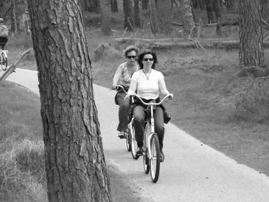Aideen and I racing back.